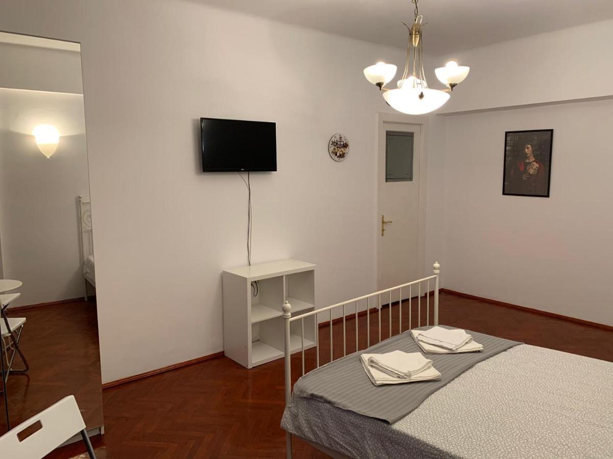 La Casa De Danel Apartment บูคาเรสต์ ภายนอก รูปภาพ
